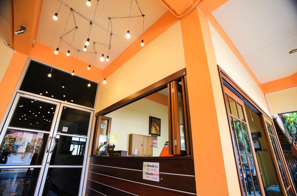 Manee Cool Mueang Hotel Chiang Mai Exterior foto